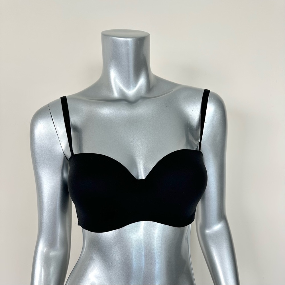 NEW!!! Victoria’s Secret women bra size 32DD